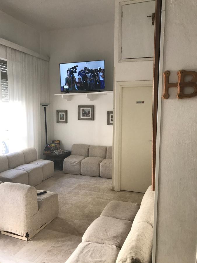 Hotel Bali Viareggio Bagian luar foto